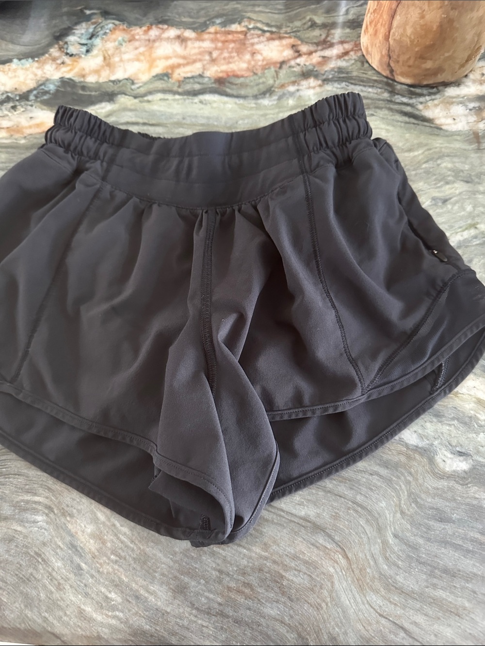 Black Women's Lululemon Athletic Shorts Shorties Short size 4